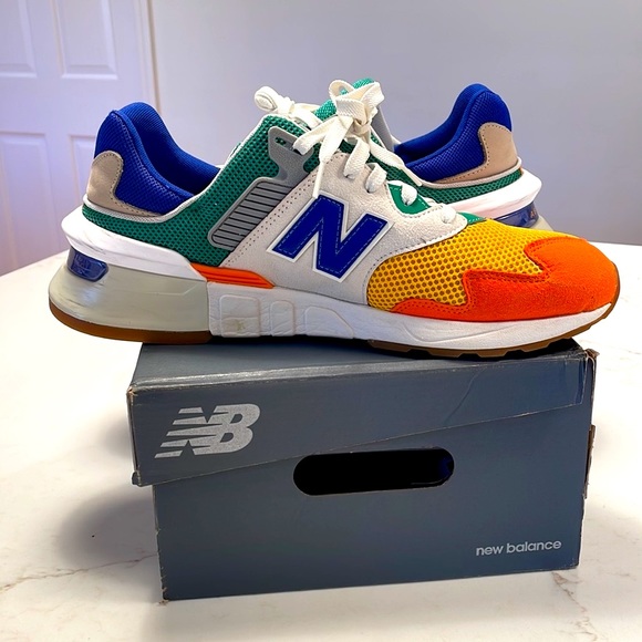 New Balance Shoes - Men’s 11.5 - Picture 8 of 9